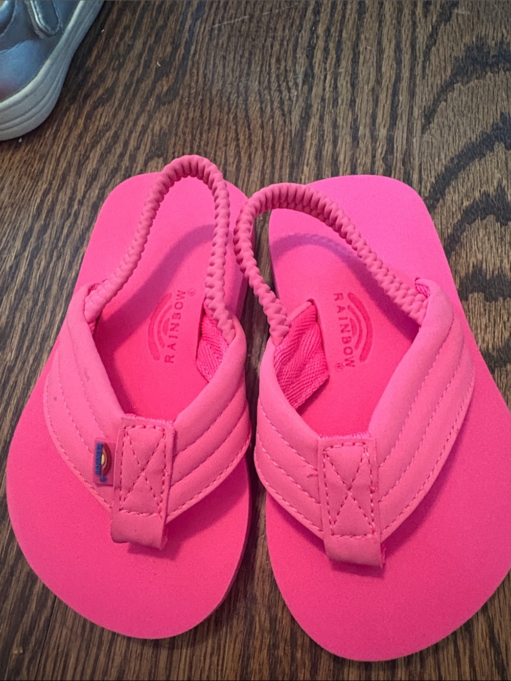 NWT Rainbow Kids Hot Pink Foam Flip Flops with Elastic Backstrap
